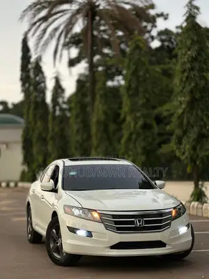 Honda Crosstour 2010 White