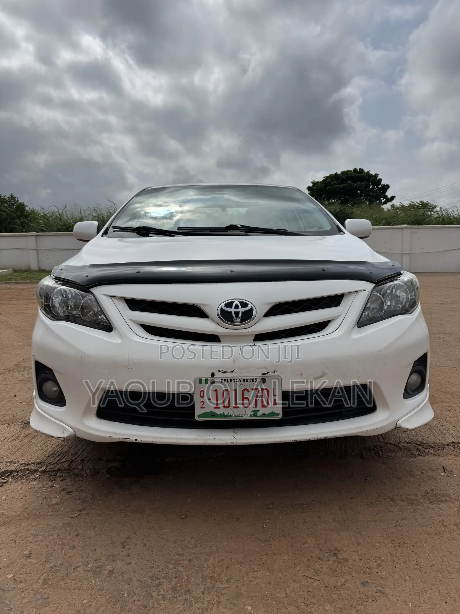 Toyota Corolla 2011 White