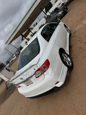 Toyota Corolla 2011 White