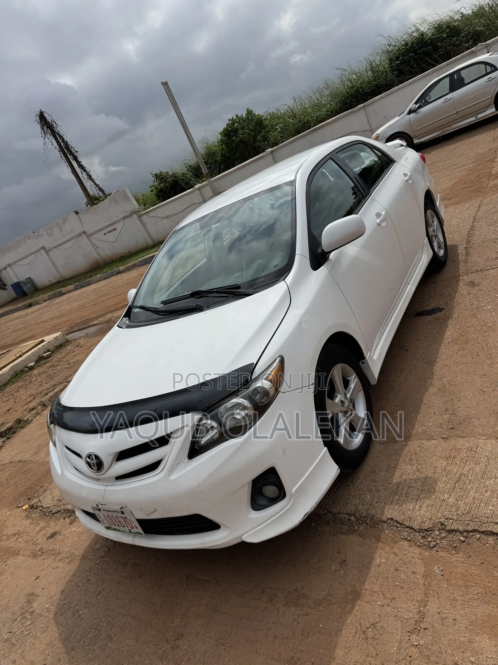 Toyota Corolla 2011 White