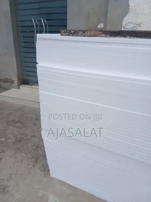 Polystyrene Parapet and Pop Board 300 by 300