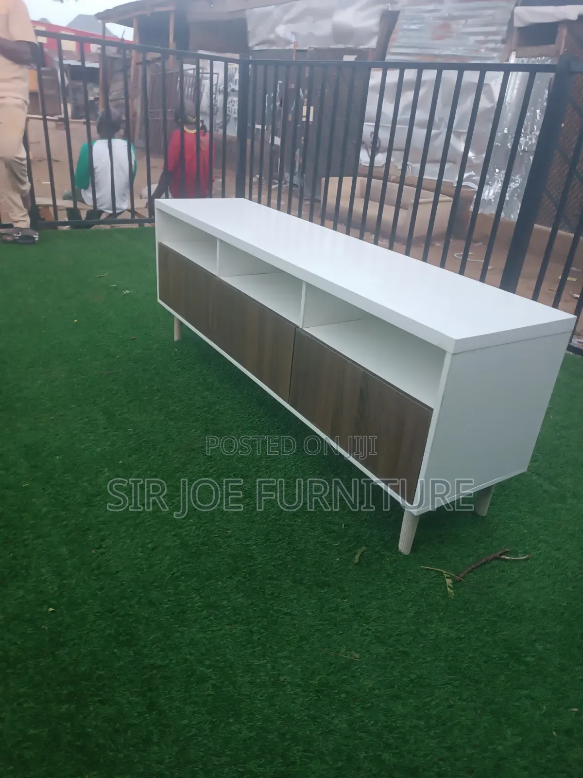TV Stand  5ft
