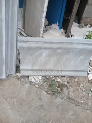250 by 300 Polystyrene Parapet