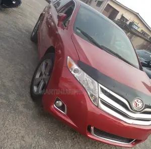 Toyota Venza XLE AWD 2013 Red