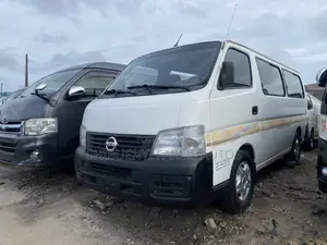 Nissan Caravan (Urvan) 2006 White