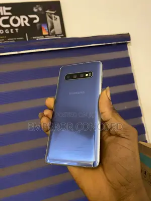 Samsung Galaxy S10 128 GB Blue