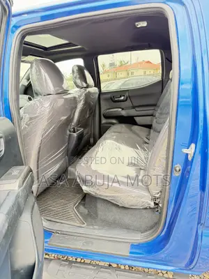 Toyota Tacoma 2017 Blue