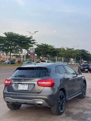 Mercedes-Benz GLA 250 2017 Gray