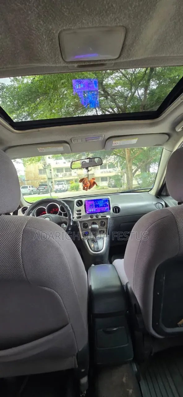 Pontiac Vibe Automatic 2004 Black