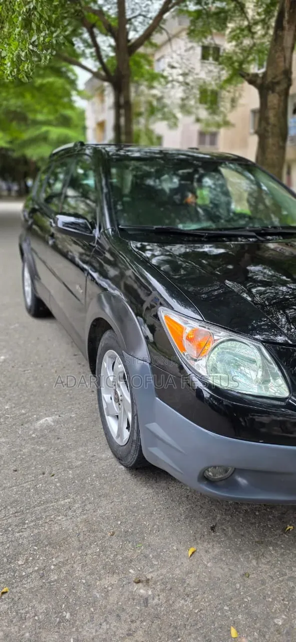 Pontiac Vibe Automatic 2004 Black