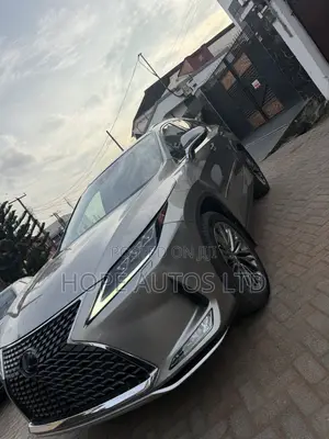 Lexus RX 350L 4WD 2021 Gold