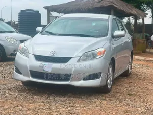 Toyota Matrix 2009 Silver