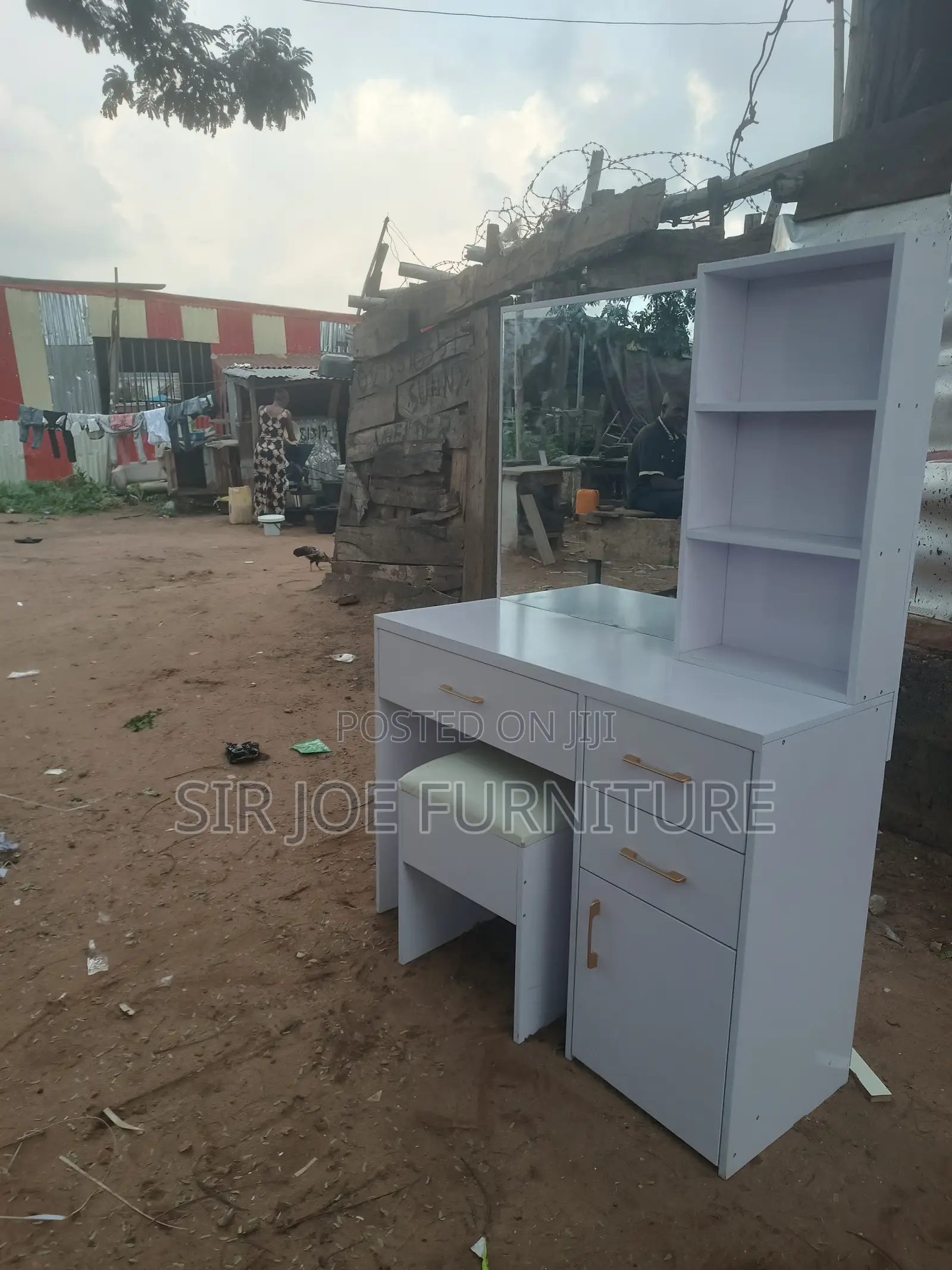 Dressing Table 5x3