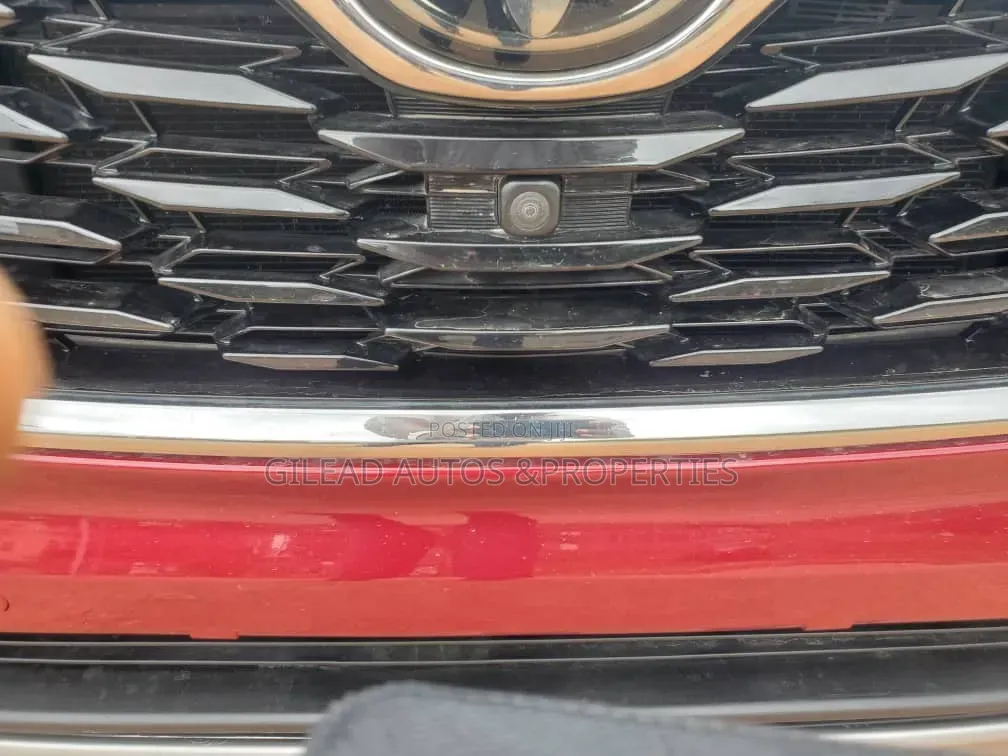 Toyota Highlander 2021