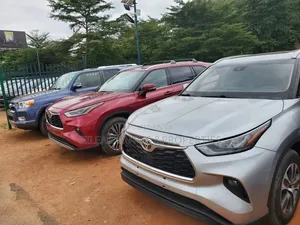 Toyota Highlander 2021