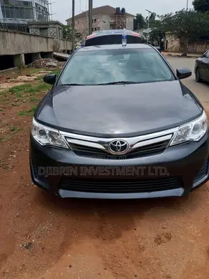 Toyota Camry 2014 Gray