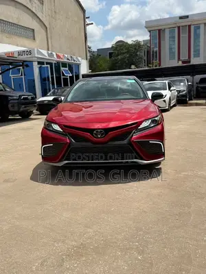 Toyota Camry XSE V6 2022 Red