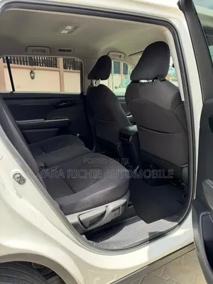 Toyota Highlander L 2021 White
