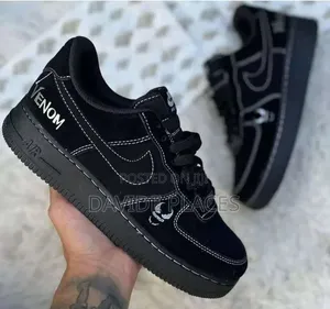Quality Nike Venom Unisex Low-Top Sneakers Black