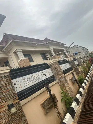 Furnished 6bdrm Duplex in Ilorin South for sale