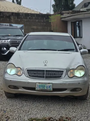 Mercedes-Benz C200 2005 Silver