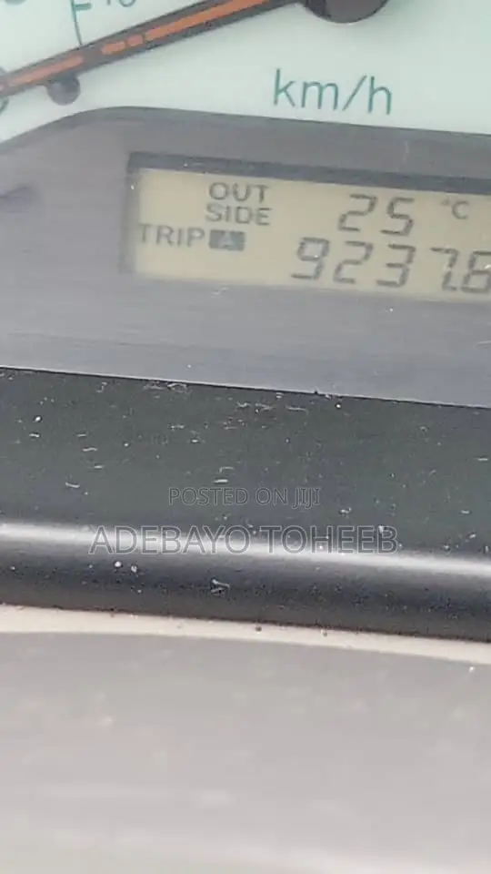 Toyota Corolla LE 2004 Silver