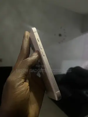 Apple iPhone 13 128 GB Pink