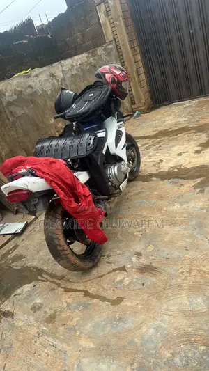 Suzuki GS 2006 Blue