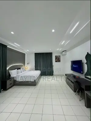 4 Bedroom Duplex