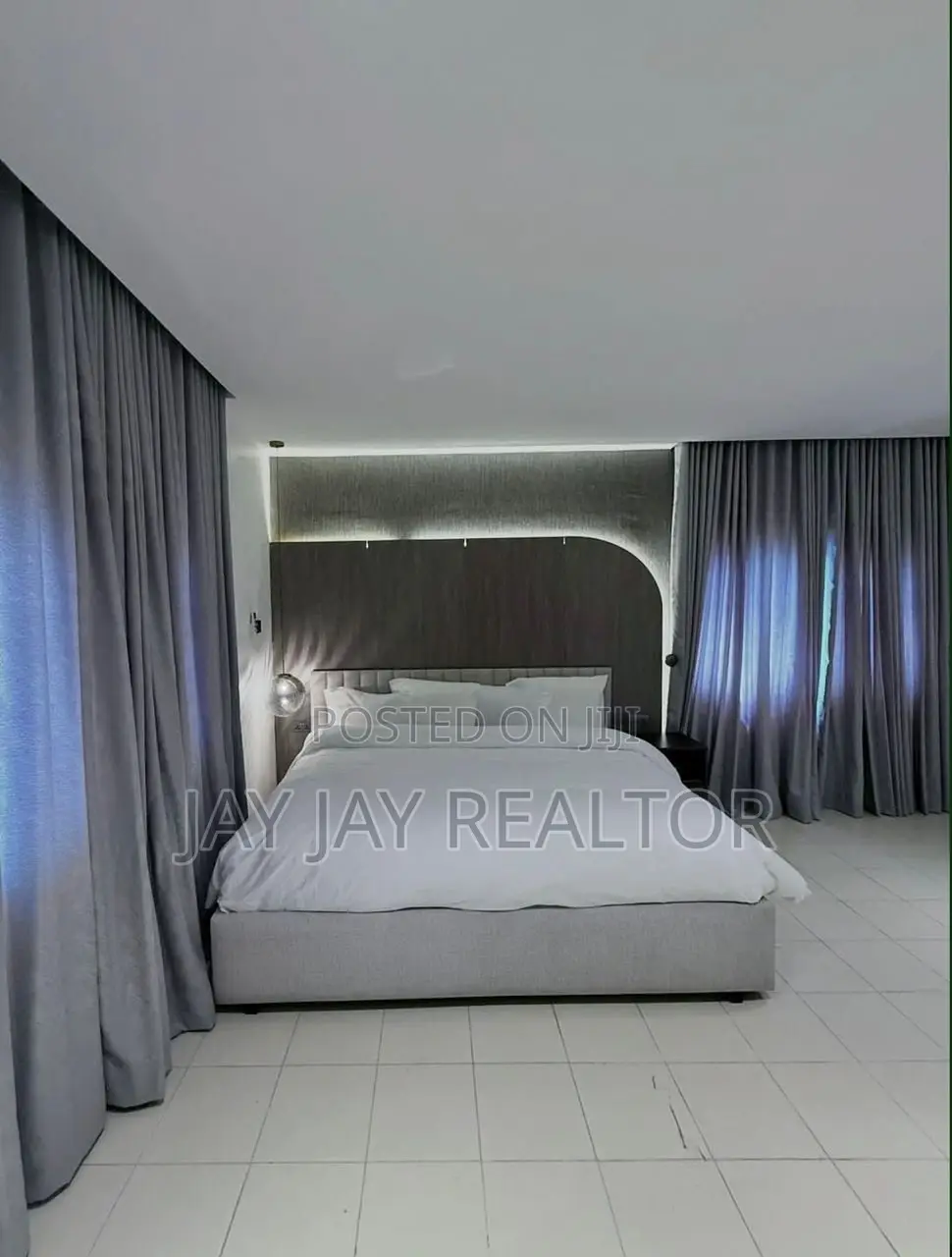 4 Bedroom Duplex