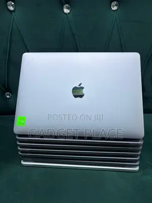 Laptop Apple MacBook Pro 2020 16GB Intel Core i5 SSD 512GB