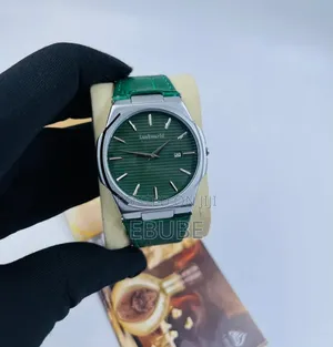 Lookworld Watch