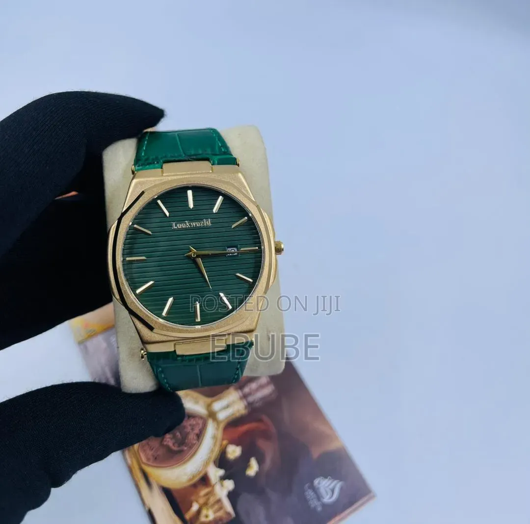 Lookworld Watch