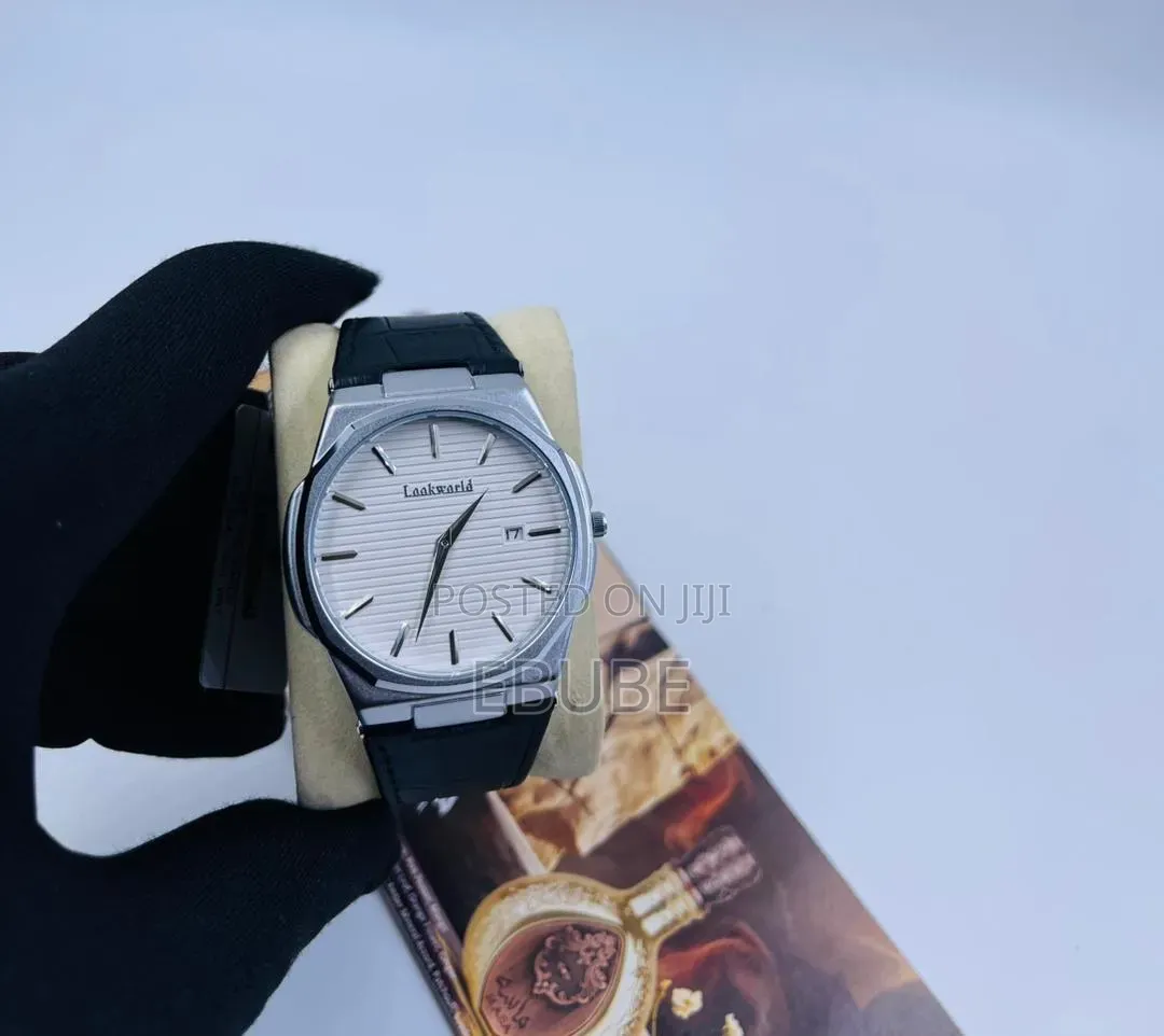 Lookworld Watch