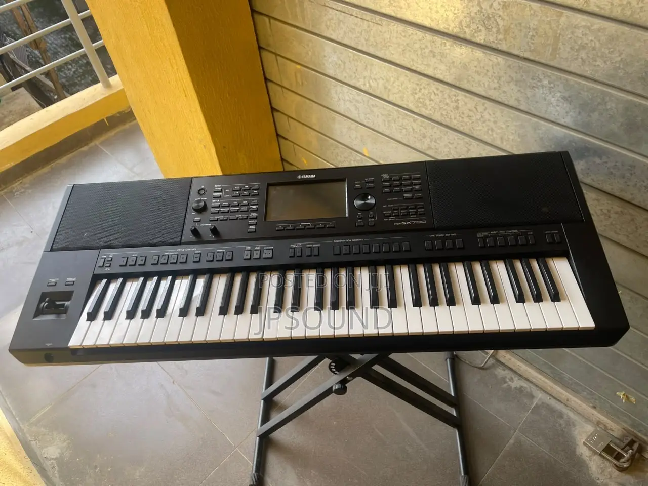 Yamaha PSR Sx700