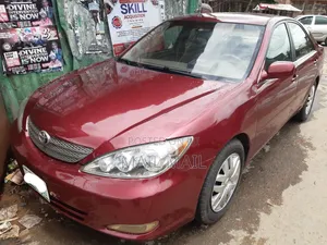 Toyota Camry 2004 Red
