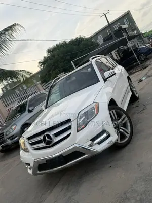 Mercedes-Benz GLK-Class 350 2014 White