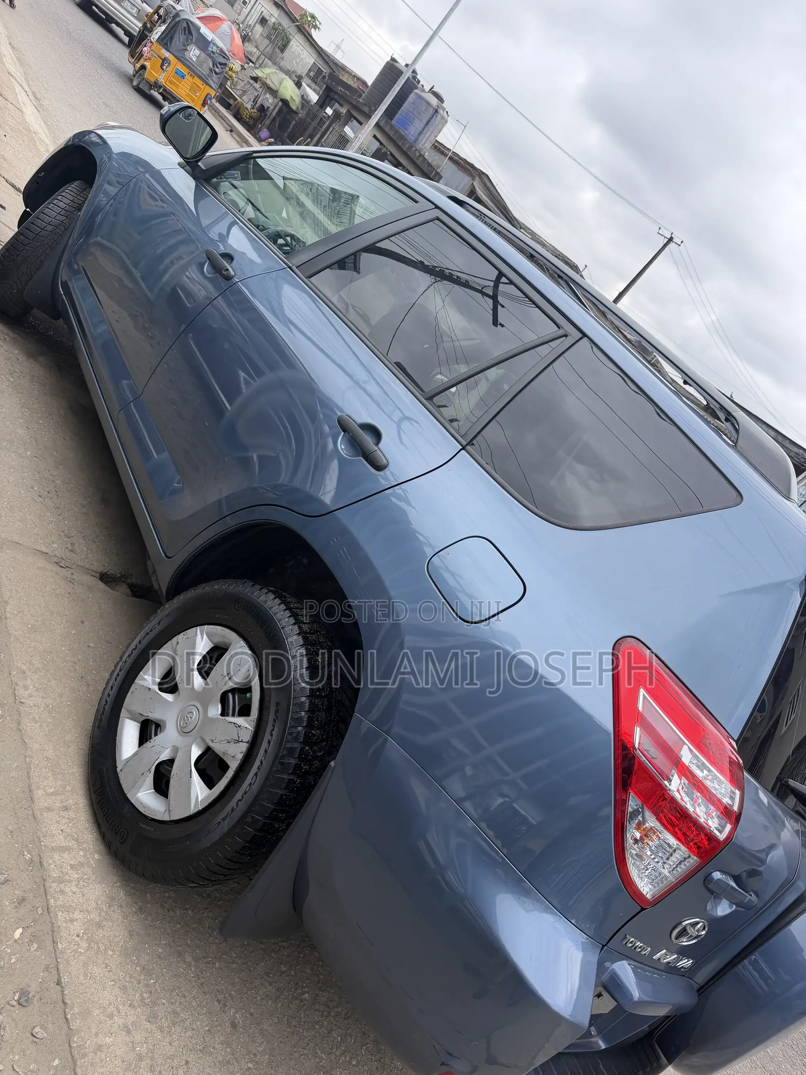 Toyota RAV4 4x4 2009 Blue