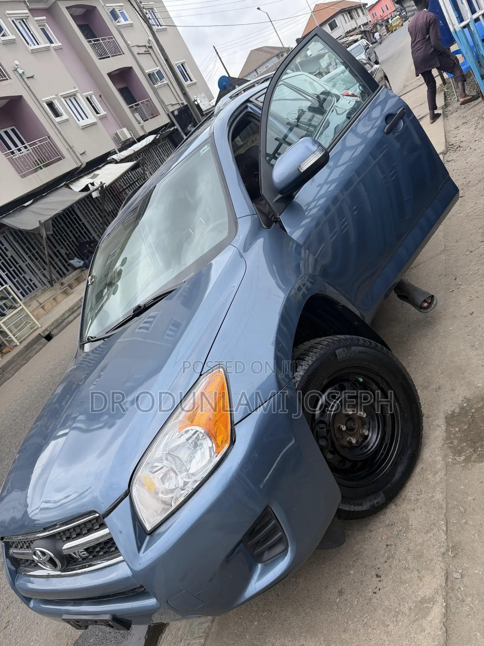 Toyota RAV4 4x4 2009 Blue