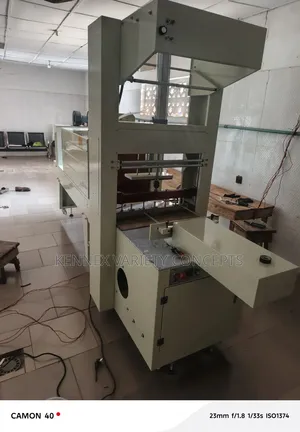 Shrink Wrapping Machine