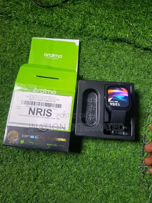 Oriamo Smart Watch