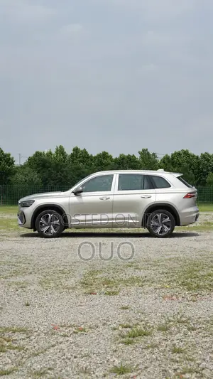 Geely Monjaro 2026 Gray