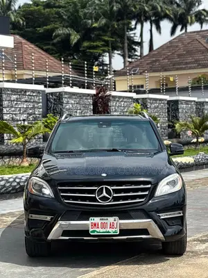 Mercedes-Benz M Class ML 550 4Matic 2013 Black