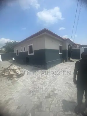 Furnished 2bdrm Bungalow in Trademore Estate, Lugbe District for sale