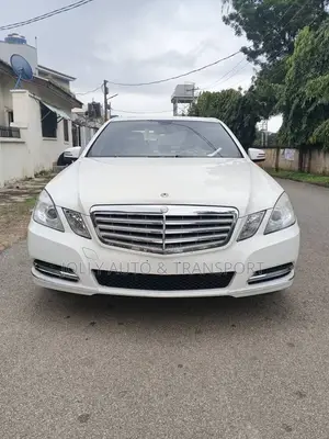 Mercedes-Benz E350 Base 4Matic Sedan AWD (3.5L 6cyl 7A) 2013 White