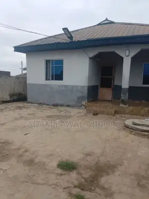 2bdrm Bungalow in Ifo for sale