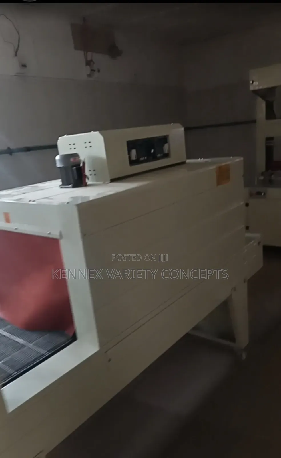 Shrink Wrapping Machine