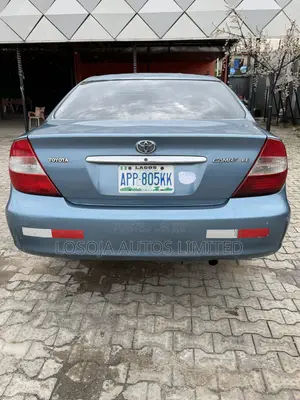 Toyota Camry LE 4dr Sedan (2.4L 4cyl 4A) 2004 Blue
