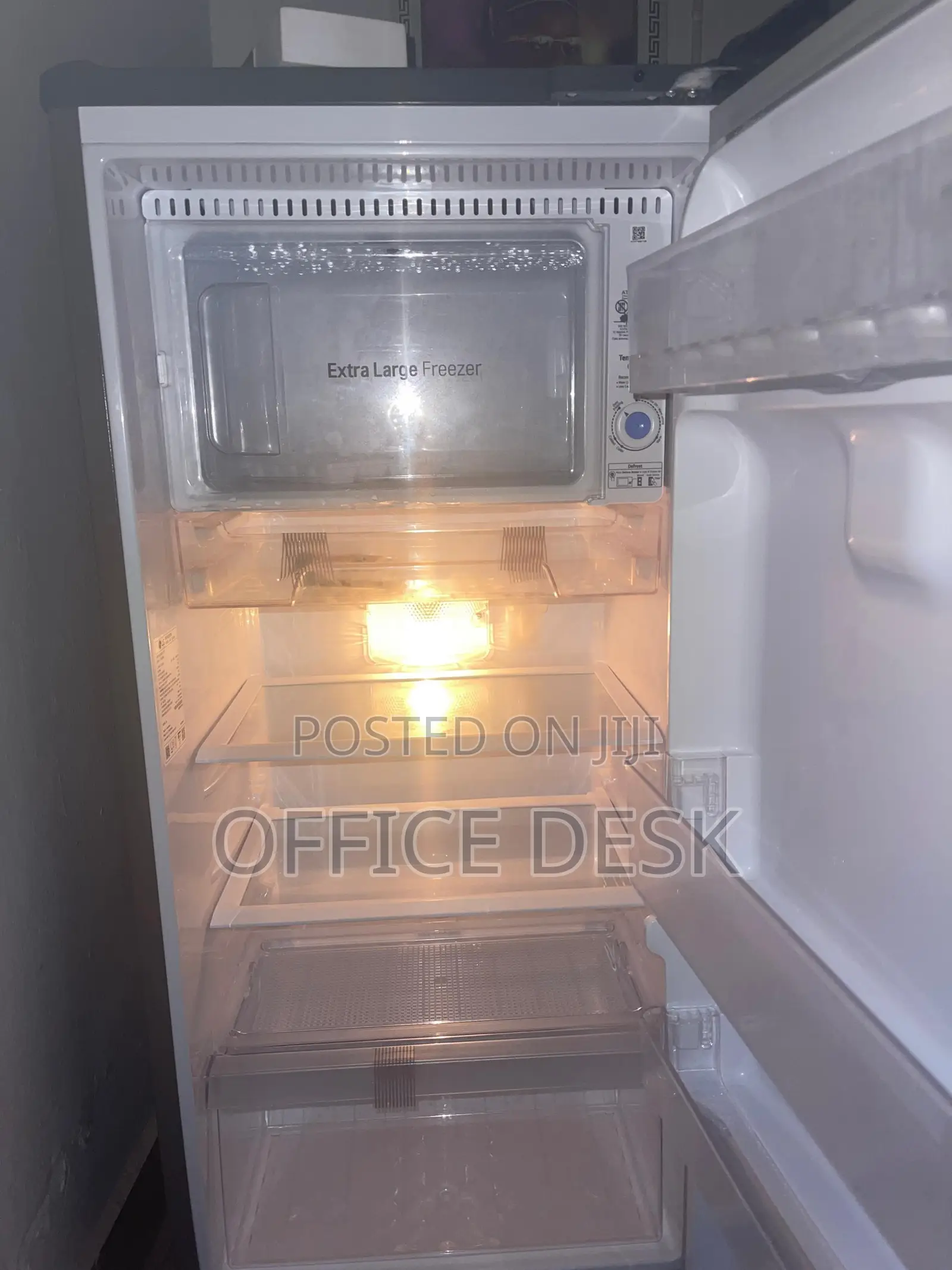 LG Refrigerator. Model GN-Y201SLS