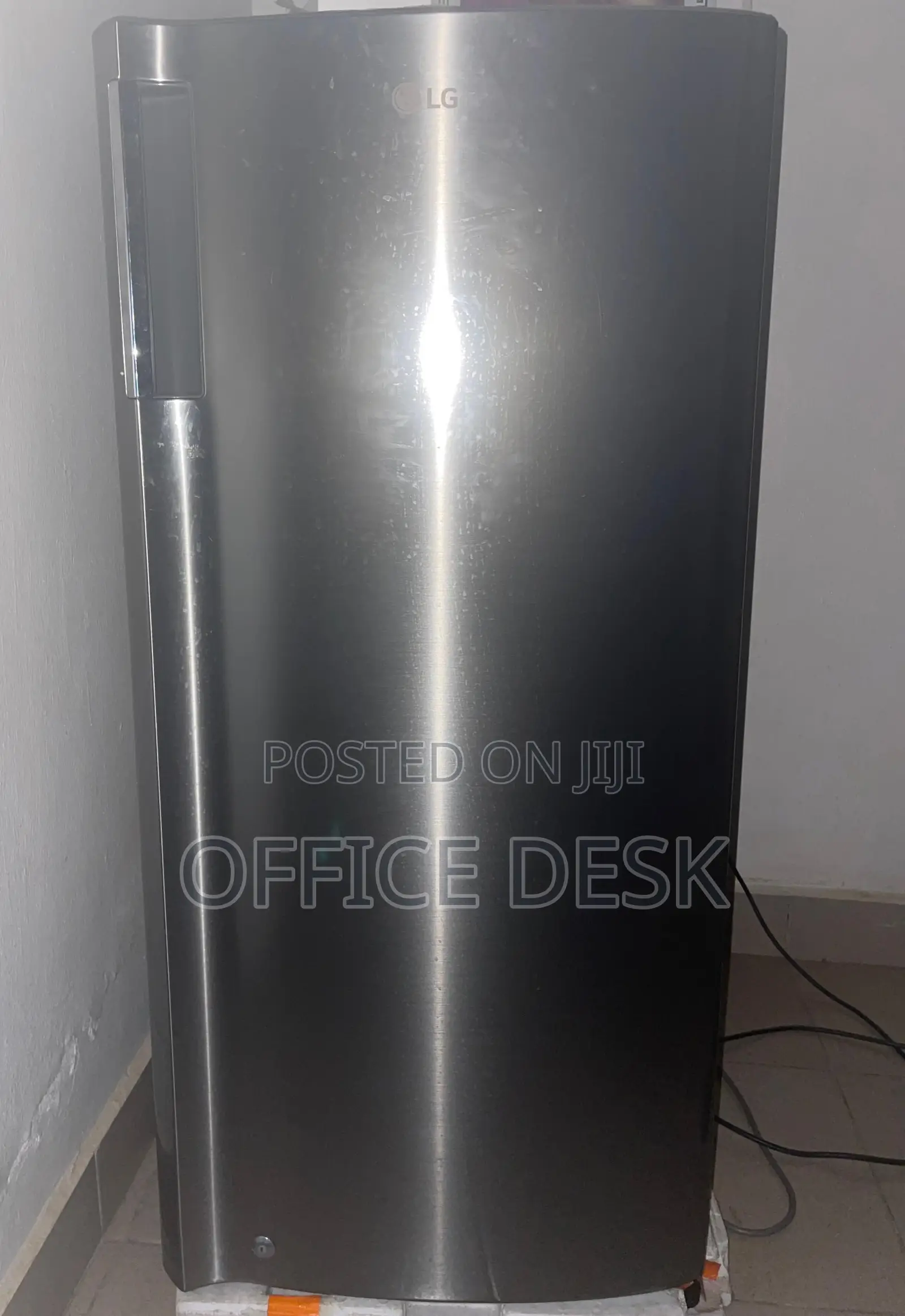 LG Refrigerator. Model GN-Y201SLS